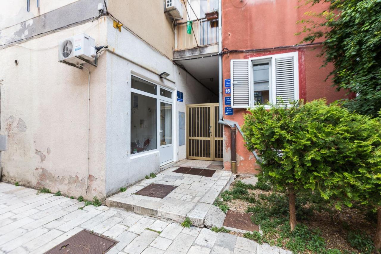 Karla'S Exclusive Central Apartment Zadar Exterior foto